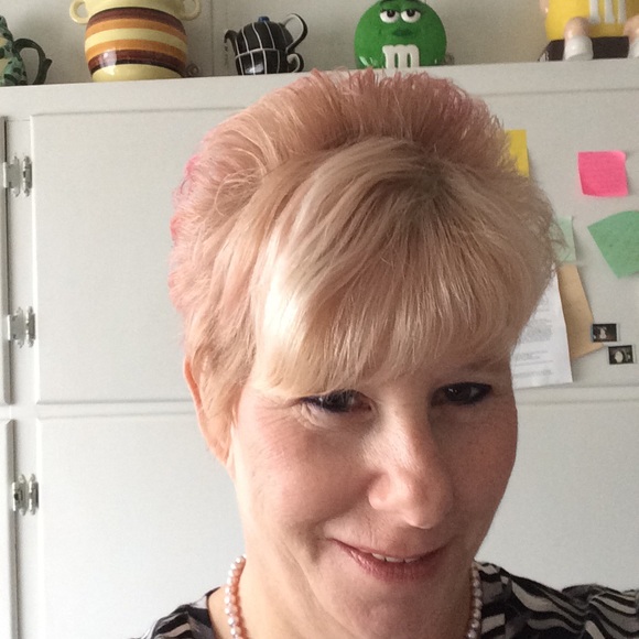 Meet your Posher, Dawnise - Picture 1 of 1